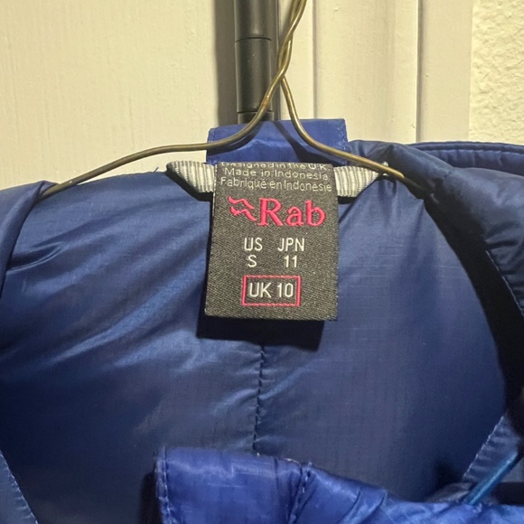 Rab Women’s Blue Electron Jacket - Picture 6 of 11